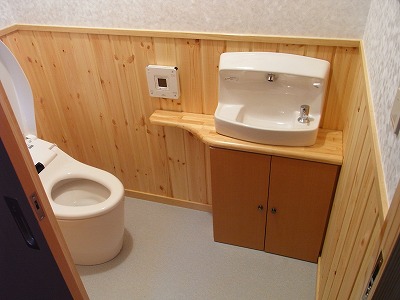 20100228Toilet2.jpg